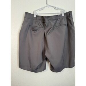 PGA Tour Mens Golf Shorts Gray Flat Front Performance Stretch Size 40